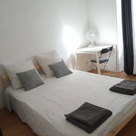 Entier A Rue Lafayette. Apartment *