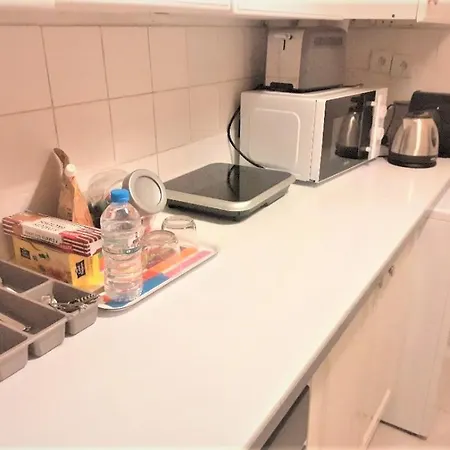 Entier A Rue Lafayette. Apartment *